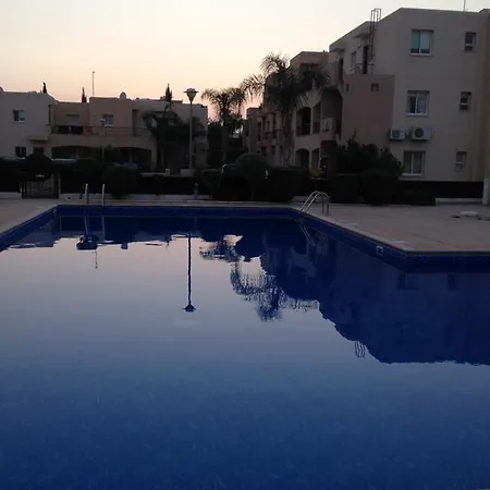 Retreat מנדריה